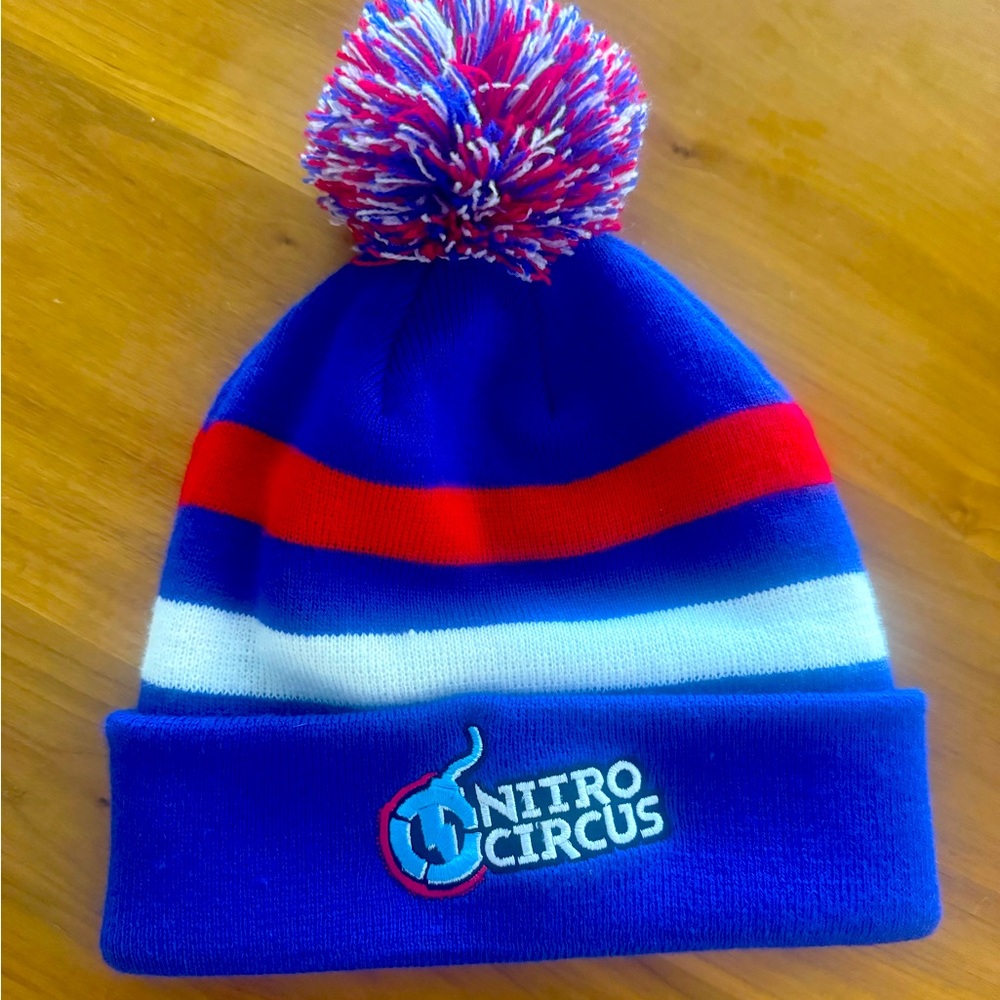 Nitro circus beanie red blue white large